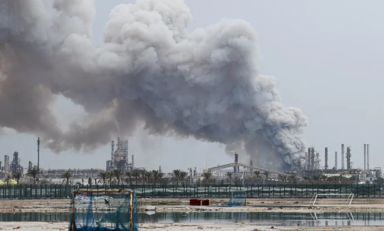 Iran Escalates Gulf Conflict with Strikes on Saudi, Kuwaiti Oil Facilities