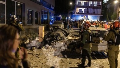 Two Killed as Iranian Missile Barrage Strikes Central Israel, Disrupts Tel Aviv Rail Services