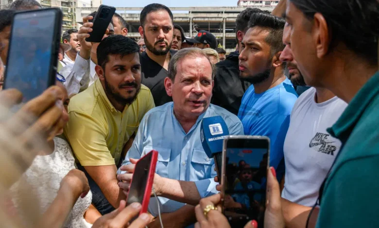 Venezuela Grants Amnesty to 379 Political Prisoners