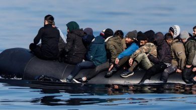  Two Dead as 100 Migrants Attempt Channel Crossing on Makeshift Boat