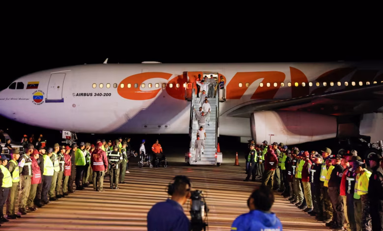 172 Venezuelan Migrants Sent Home as U.S. Deportation Flight Reaches Caracas