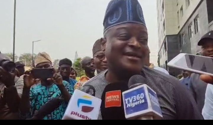 Lagos Lawmakers Reject Obasa, Stand Firm on Meranda as Speaker