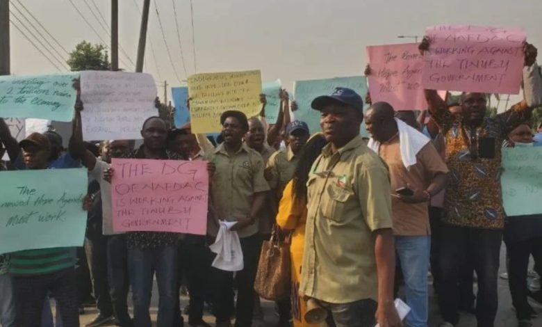 Union Barricades NAFDAC Office in Lagos Over Enforcement of Sachet Alcohol Ban
