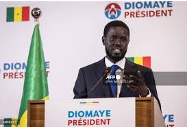 Bassirou Faye Sworn in as Senegal President