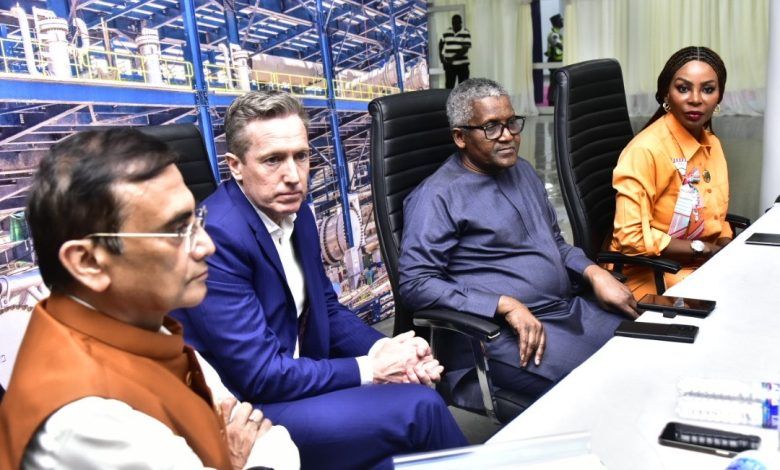 L-R: Chief Executive Officer, Dangote Fertiliser Limited, Vishwajit Sinha; Chief Executive Officer and Managing Director, Dangote Petroleum Refinery, David Bird; President and Chief Executive, Dangote Industries Ltd, Aliko Dangote; Managing Director and Chief Executive Officer, South-South Development Commission, Usoro Akpabio, during the visit of SSDC members to the Dangote Petroleum Refinery and Fertiliser Plant in Lagos on Sunday, 30 November 2025.