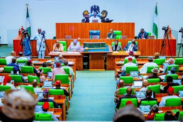 Reps Propose Single-Day Voting for All Offices