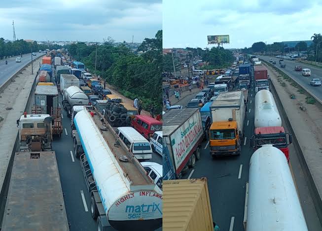 Kara Bridge Crash: 14-Hour Gridlock Brings Lagos-Ogun Corridor To A Standstill
