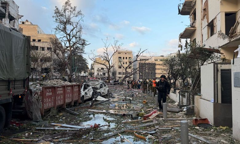 Iran Strikes Tel Aviv Following Israeli Air Raids on Tehran, Escalating Regional Conflict