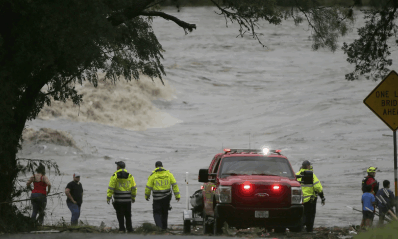 Texas Floods Kill 24, Dozens of Girls Missing From Summer Camp